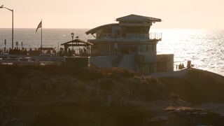 Children’s Pool during sunset in La Jolla San Diego California