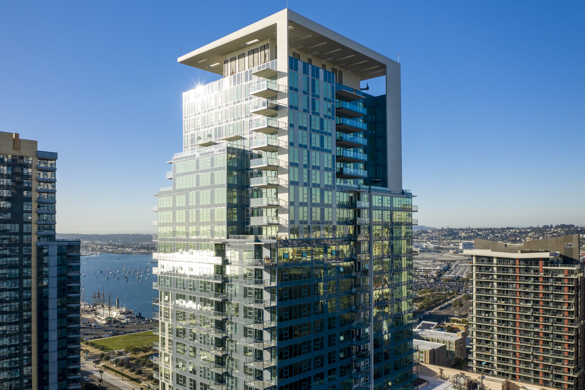 Savina Condos in Downtown San Diego Square