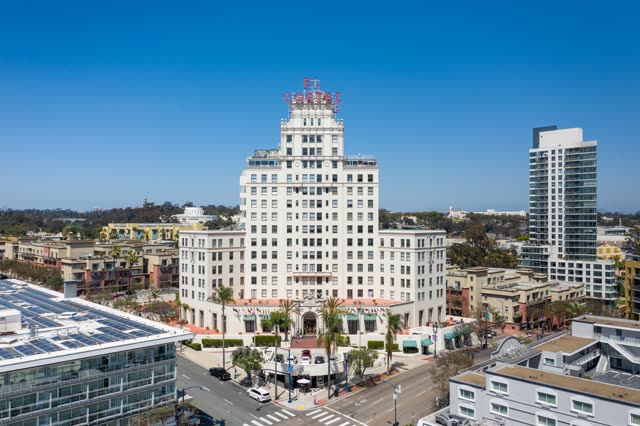 The Historic Landmark El Cortez Condo Building in Downtown San Diego | Photo – 8