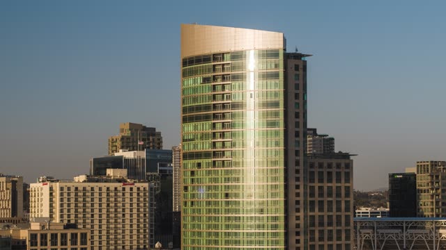 The Omni Hotel and Metropolitan Condos overlooking the Bay