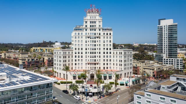 The Historic Landmark El Cortez Condo Building in Downtown San Diego | Photo – 7