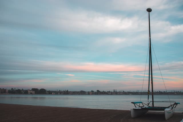 The beach, boats and the bay in Mission Bay.