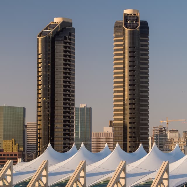 The downtown streets, the skyline and the buildings at Embarcadero.