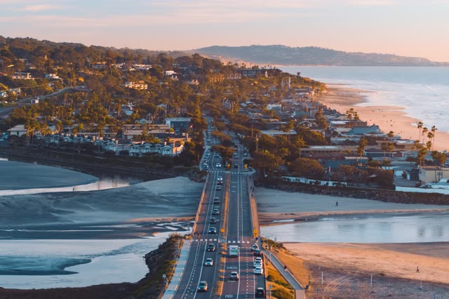 Sunset at Camino Del Mar / The 101 bridge in Del Mar during low tide | Photo – 2