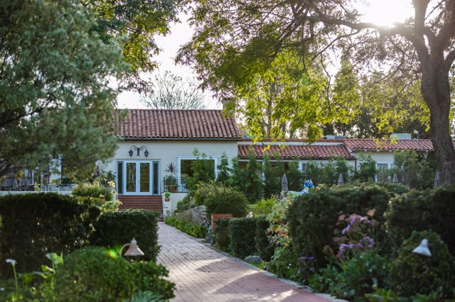 The Inn at Ranch Santa Fe and the beautiful grounds in the Rancho Santa Fe Covenant | Photo