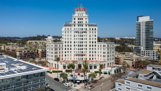 The Historic Landmark El Cortez Condo Building in Downtown San Diego | Photo – 5