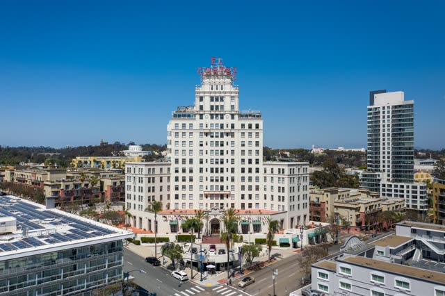 The Historic Landmark El Cortez Condo Building in Downtown San Diego | Photo – 6